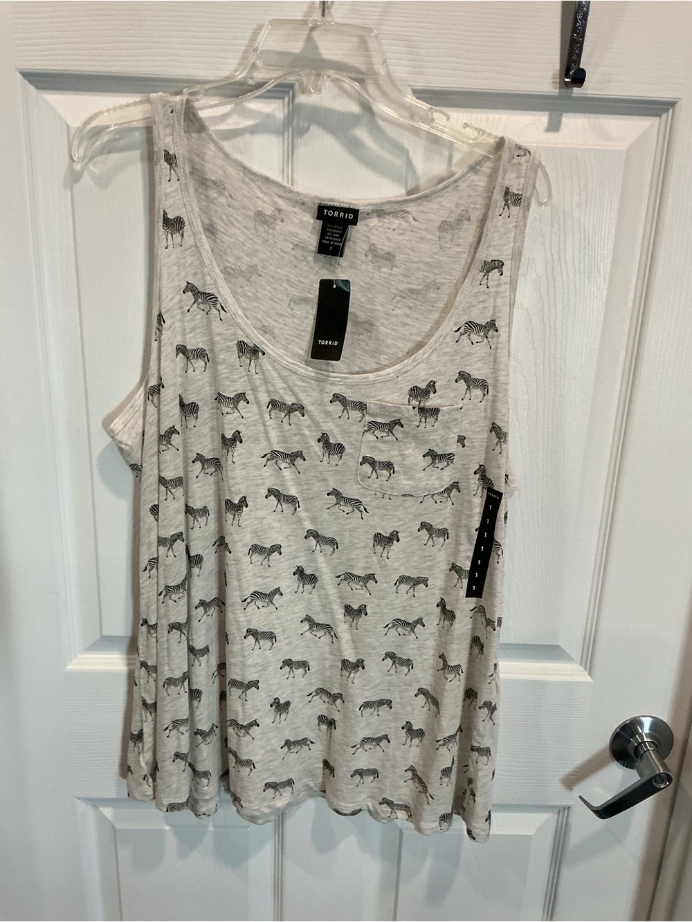 Torrid Ladies Zebra Tank Top Size 1 NWT